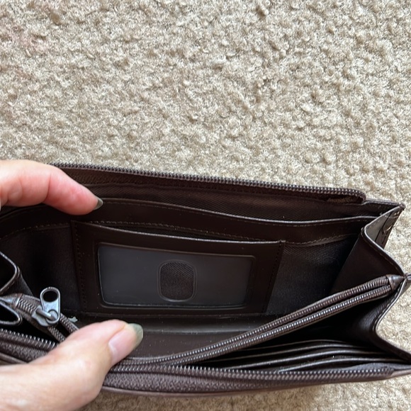 Brown Leather Wallet - Picture 3 of 8